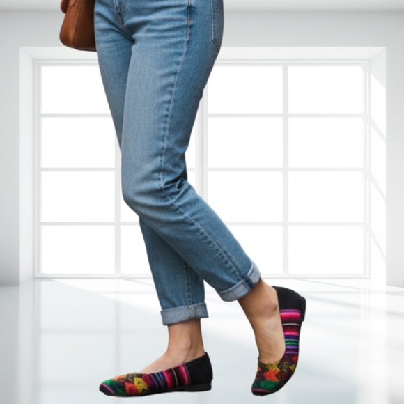 Moleca Bohemian Striped Multicolor Ballet Flats Comfort Shoes Brazil Size 35 - Picture 1 of 14